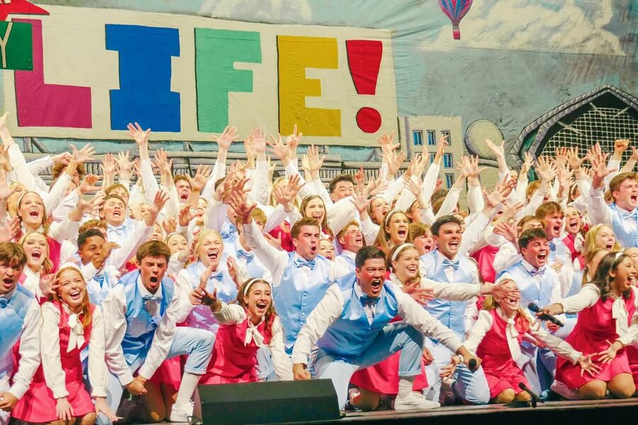 Phi Kappa Chi All-University Sing act